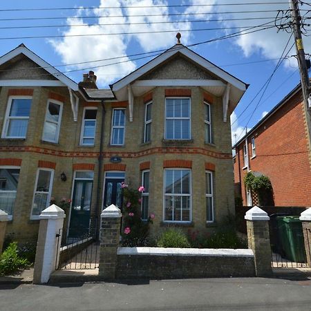 Вилла The Moorings St Helens  Экстерьер фото